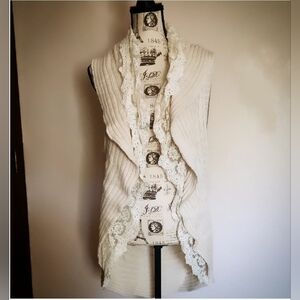 Flying Tomato Cream Knit with Lace Detail